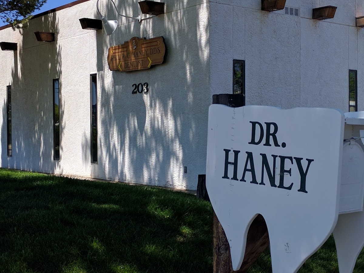 Philip C. Haney DDS Magd LLC photo 4
