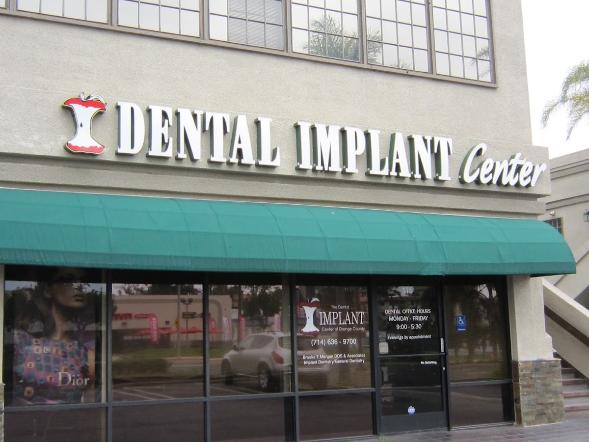 Seascape Cosmetic and Implant Dentistry - Huntington Beach photo 2