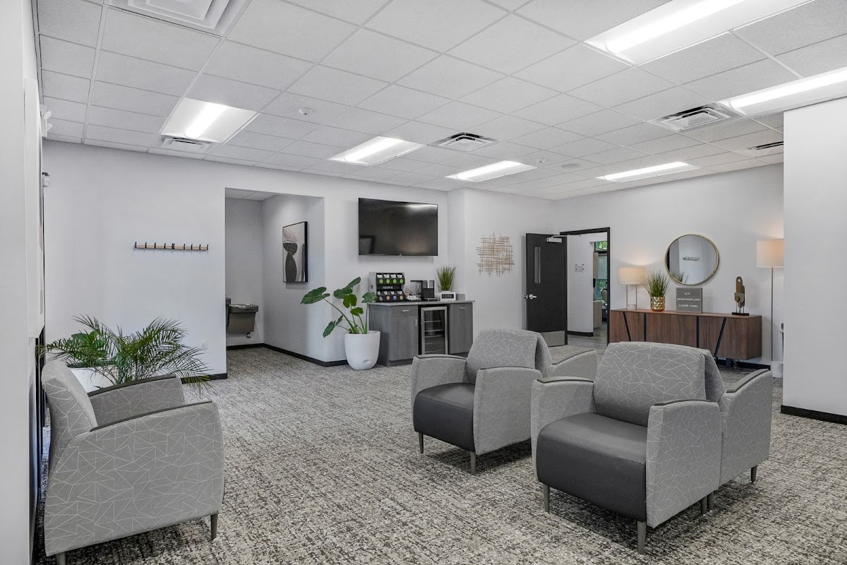 Elan Implant Center photo 1