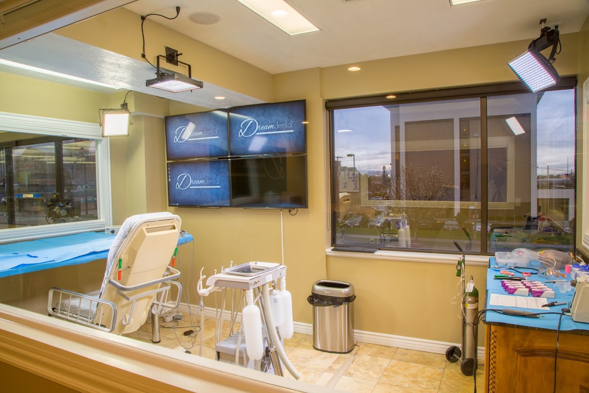 Dream Dental Implant Center photo 6