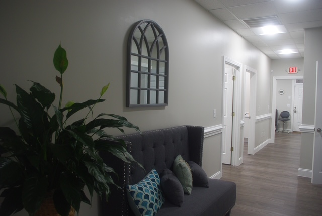 Hillsborough Periodontics and Implants Hana C Hobbs DDS, Ms photo 4