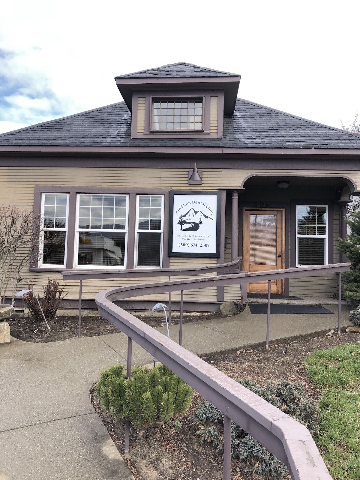 Pearl Care Dental Cle Elum photo 6