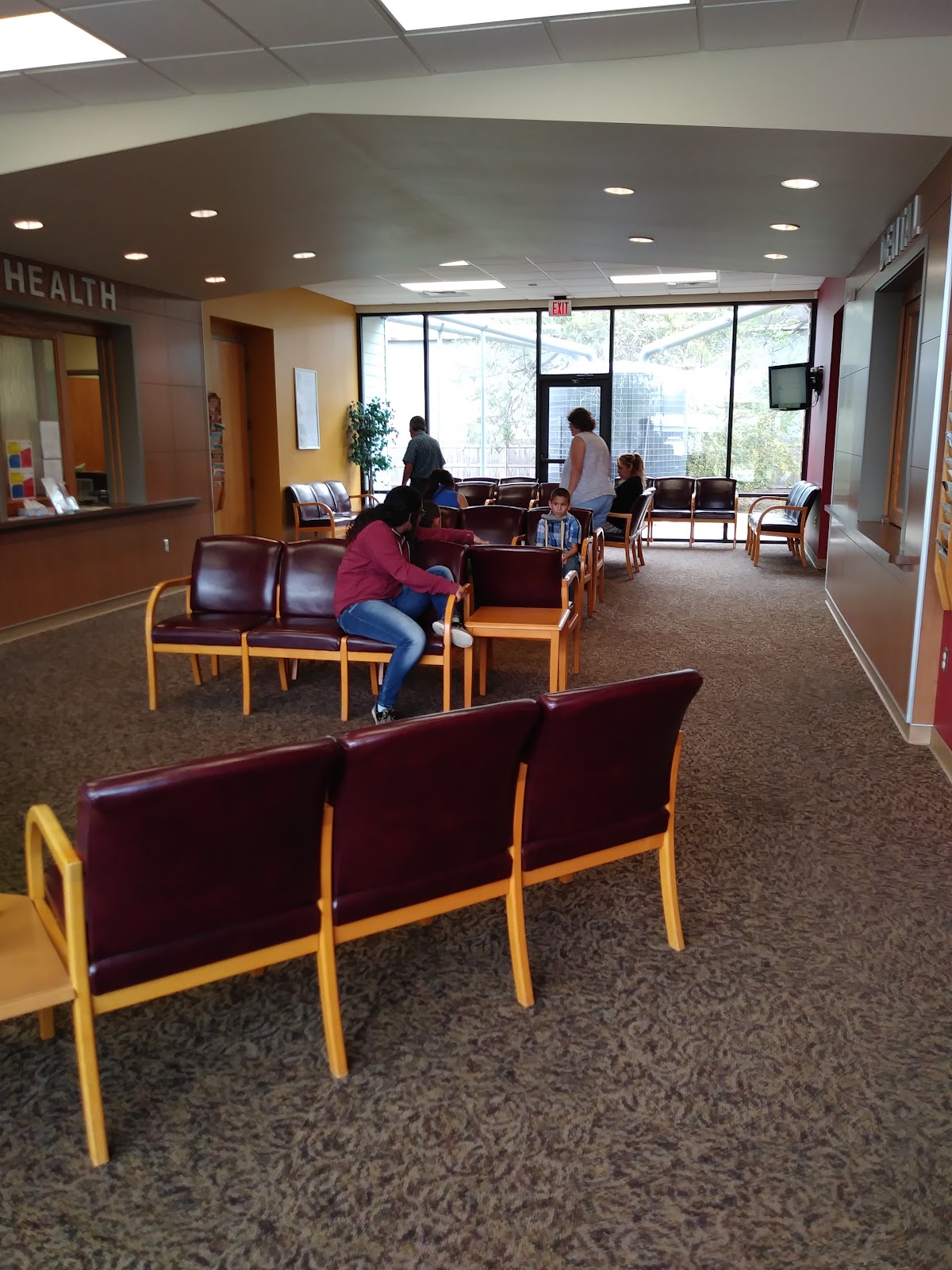 La Esperanza Clinic Lake View photo 4