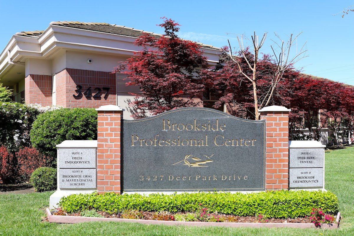 Deer Park Dental photo 1