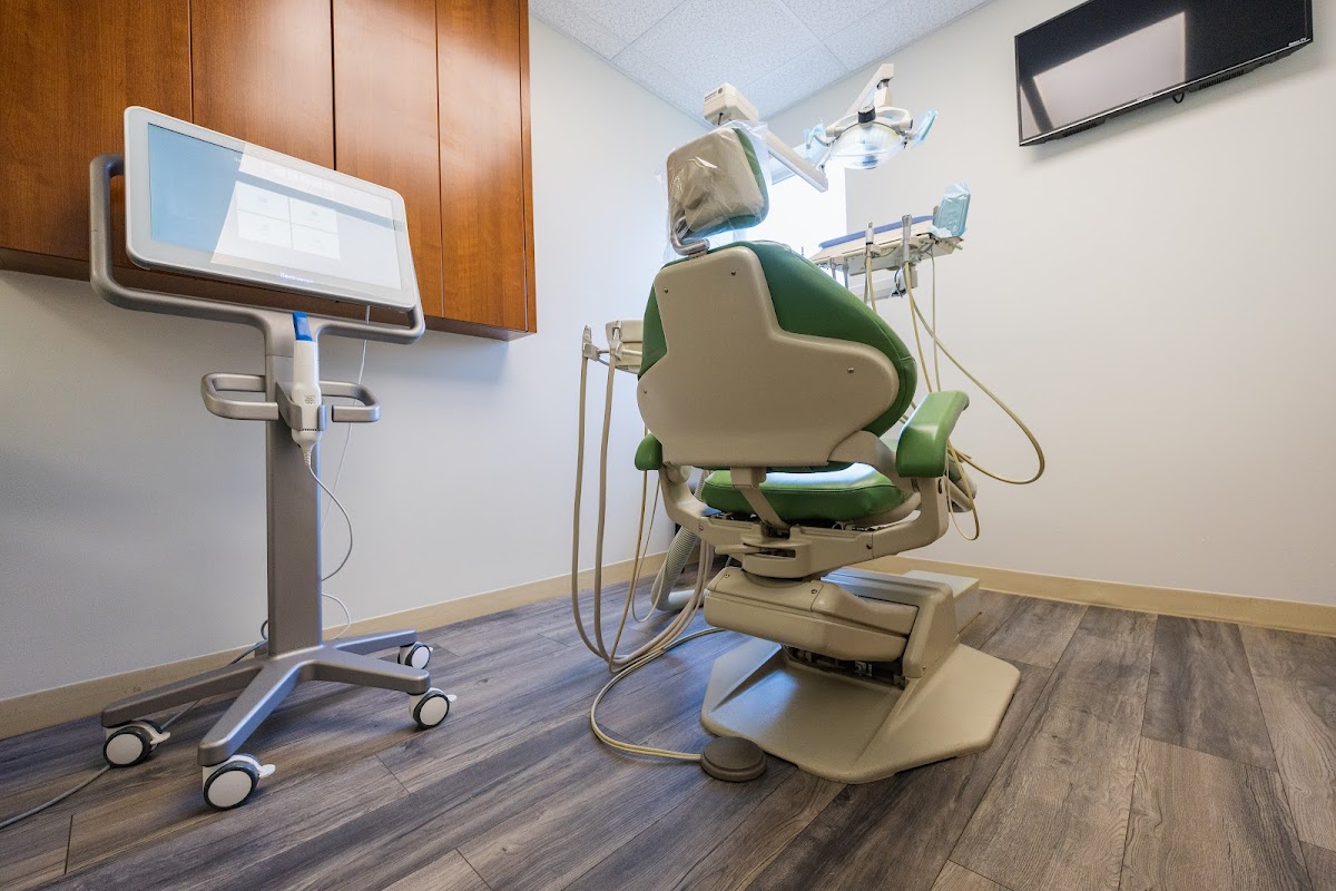 Windsor Implant & Cosmetic Dentistry photo 3
