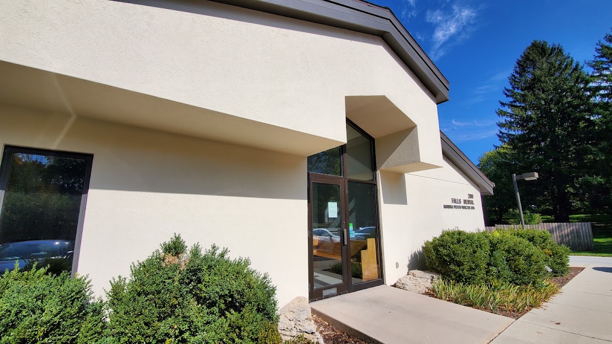 Falls Dental photo 2