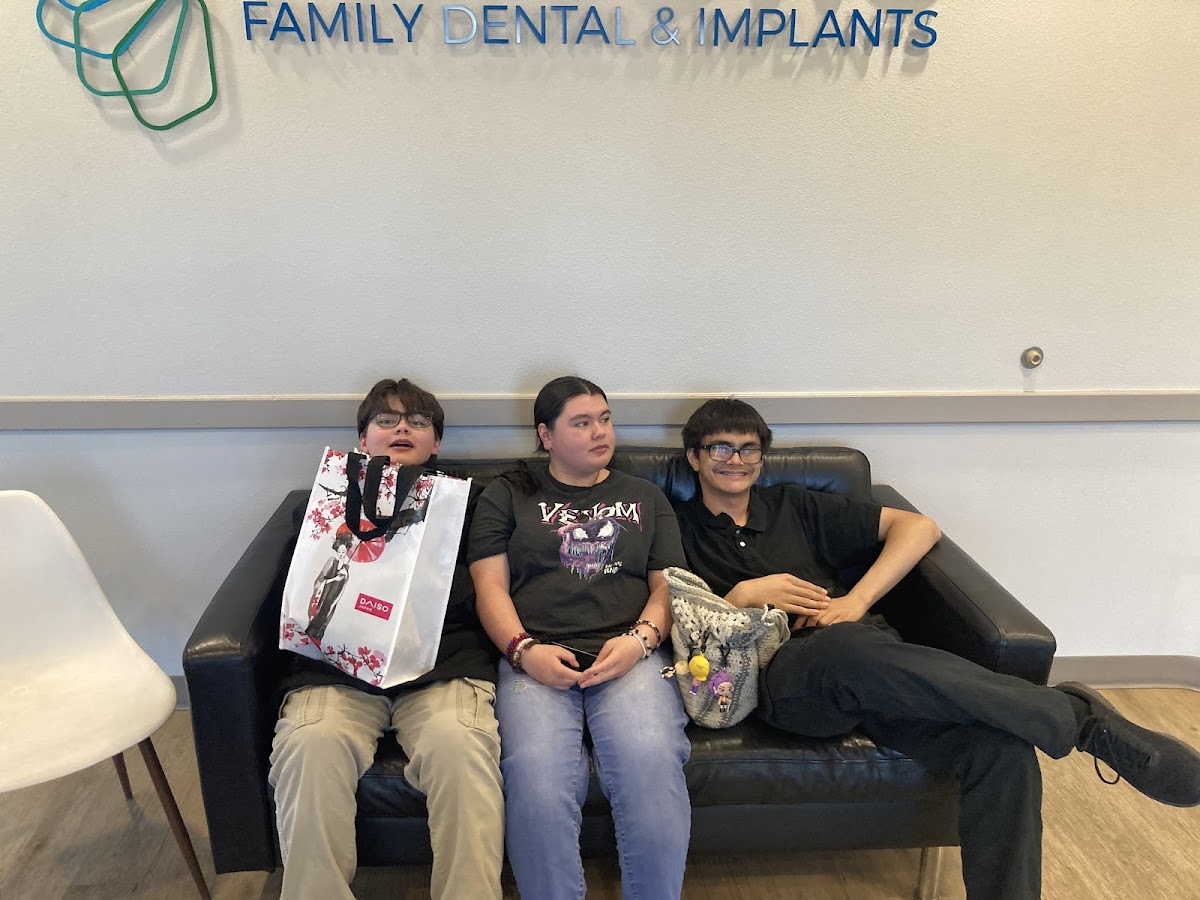 Meadows Family Dental & Implants photo 5