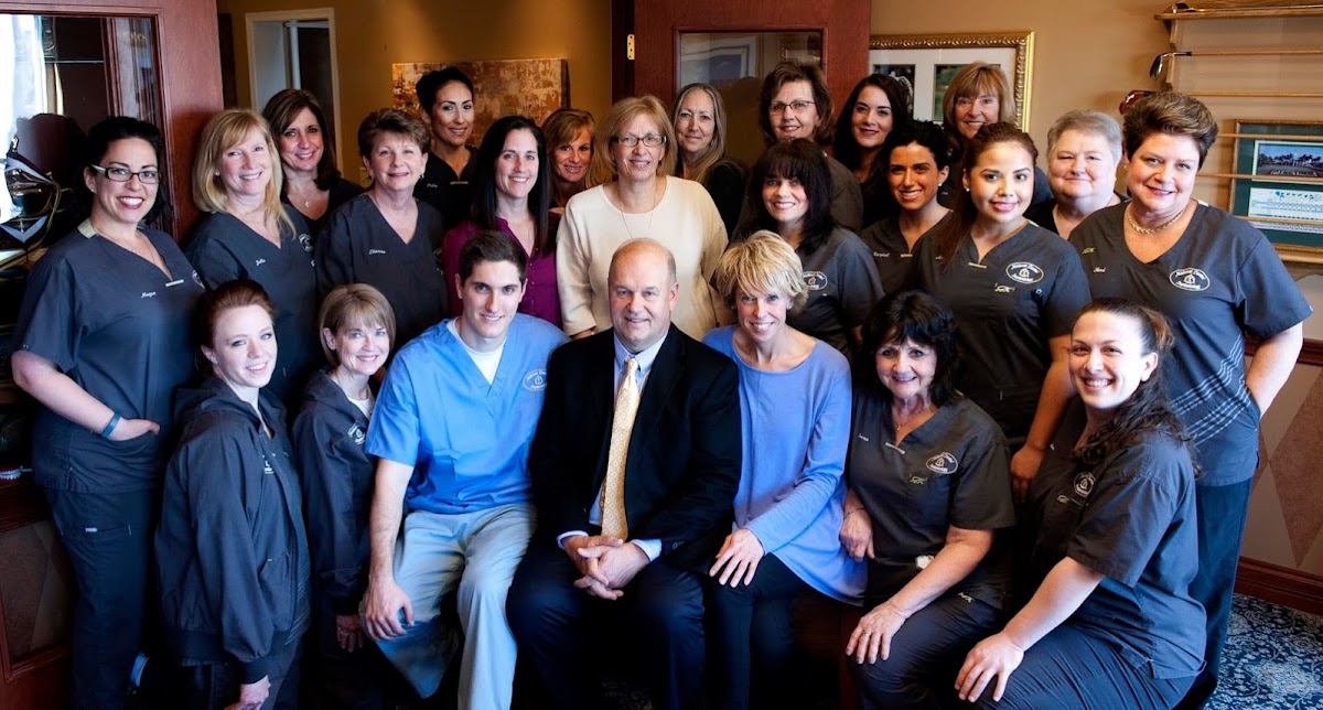 Midwest Dental Implantology Dr. Tricia Crosby, Dr. Martin Kolinski, Dr. William Trahan photo 1