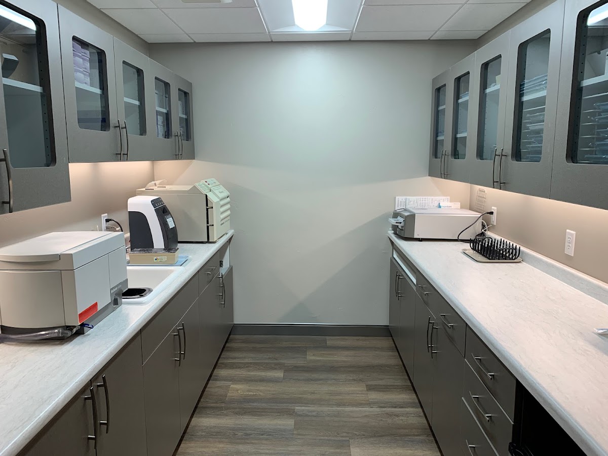 Oshkosh Complete Dentistry: Bob Heil, DDS photo 3