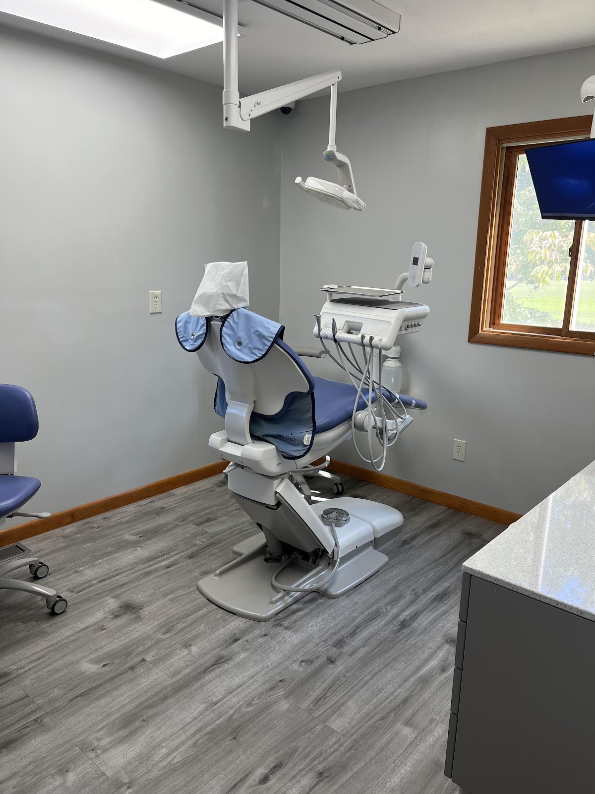 3rd St. Dentistree photo 2