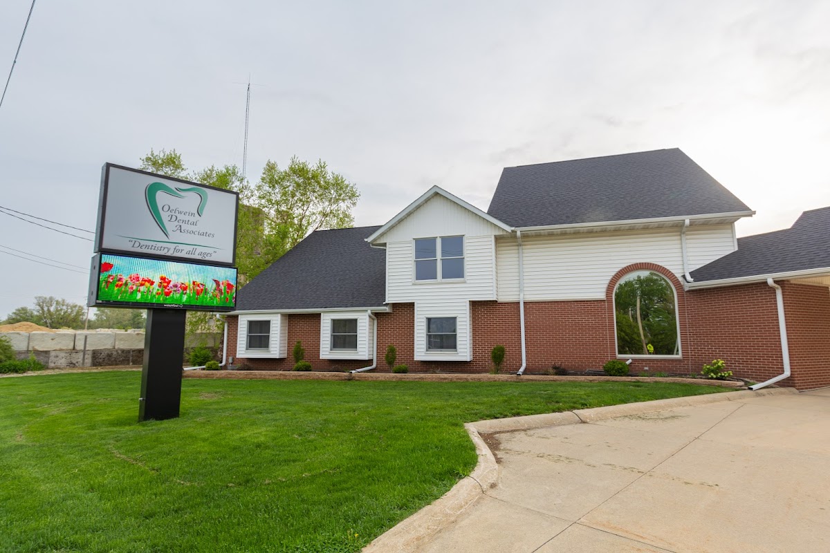 Oelwein Dental Associates photo 1