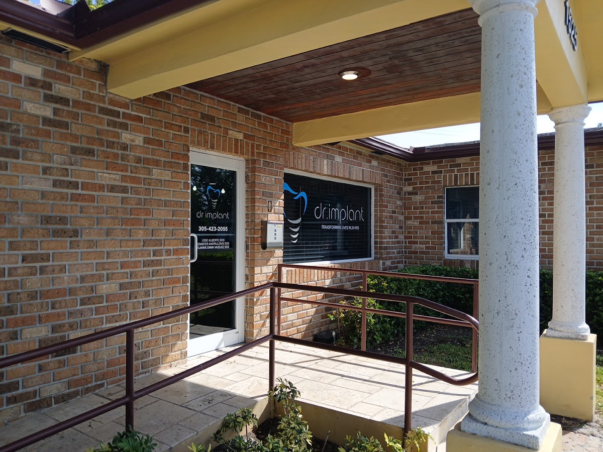 Dr. Implant Westchester photo 1