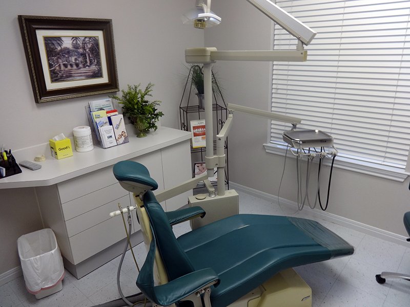 Adamo Dental Implants & Periodontics photo 1