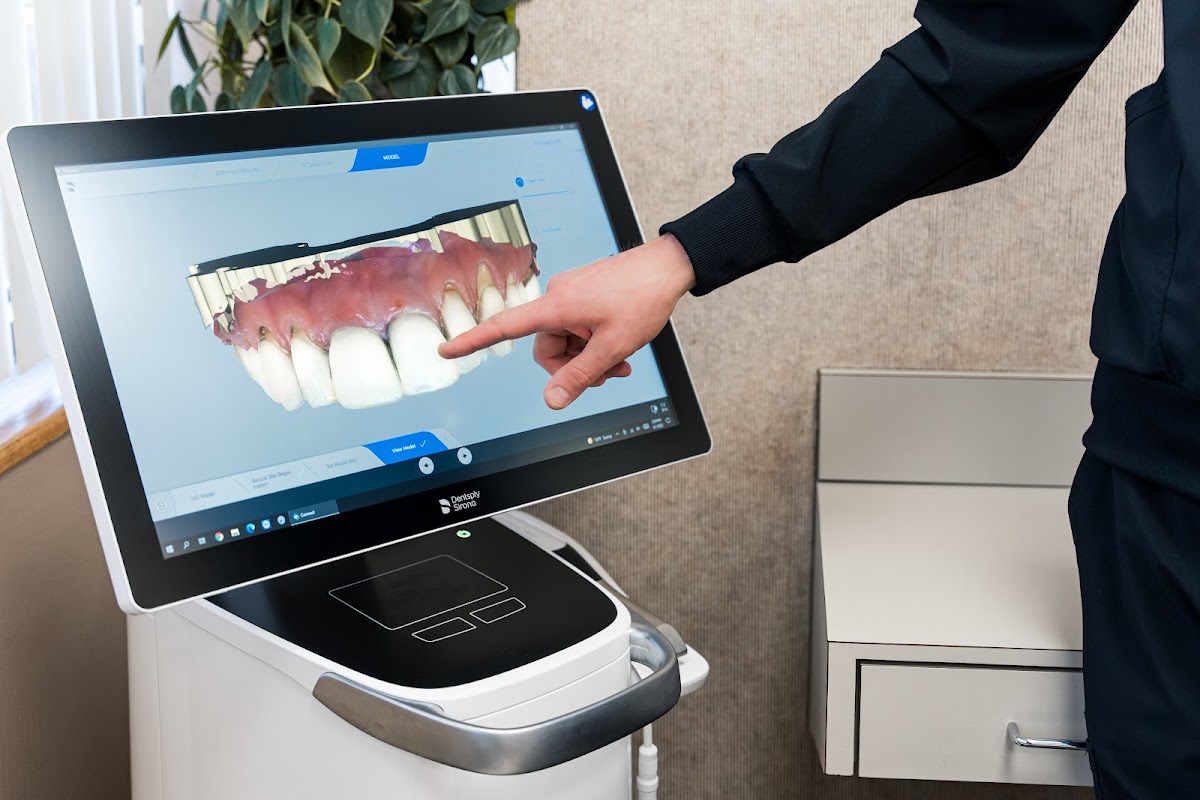 Soult & Swanson Family Dentistry and Implant Center photo 3
