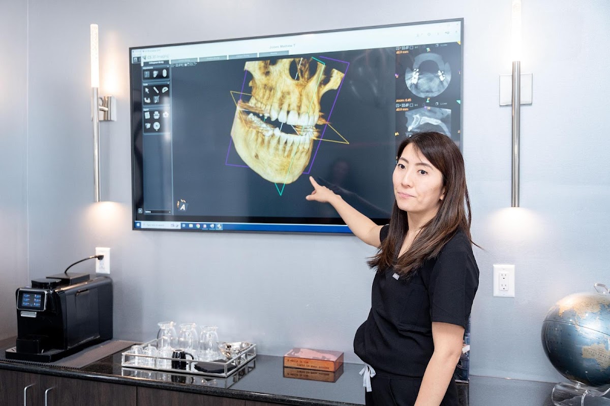 Roc Perio & Implants photo 2