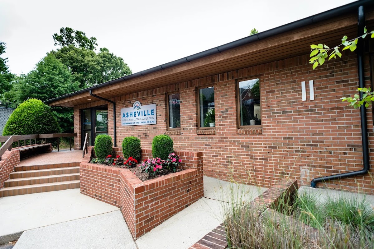 Asheville Oral & Maxillofacial Surgery photo 5