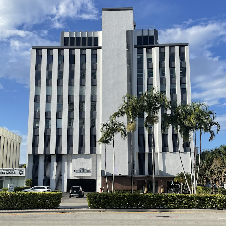 Center for Dental Implants of Hallandale Beach photo 1