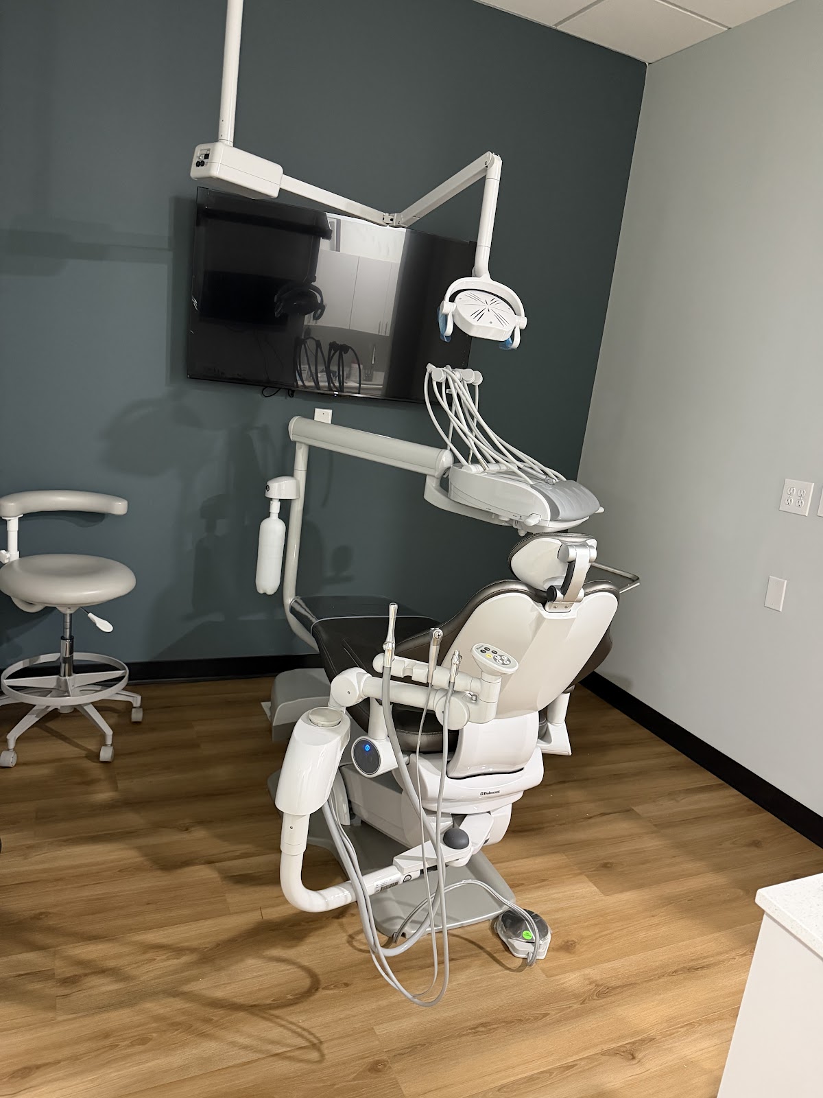 Radiant Smile Dental & Implants photo 3