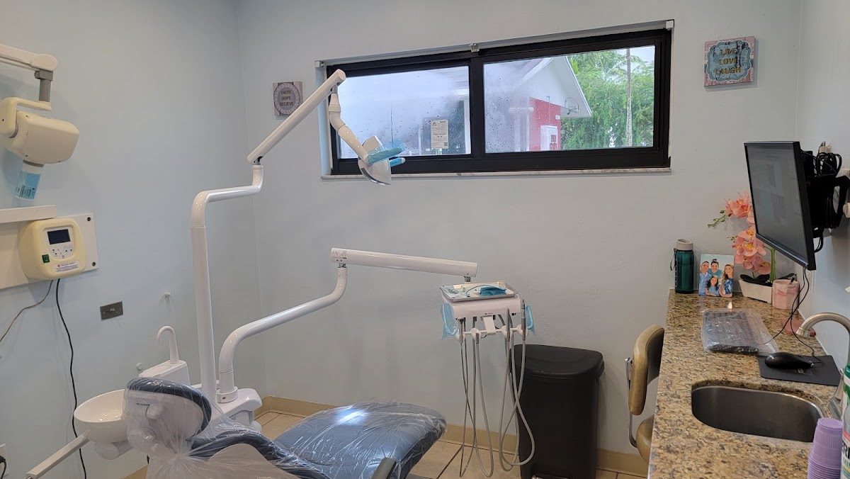 Lobaina Dental photo 1