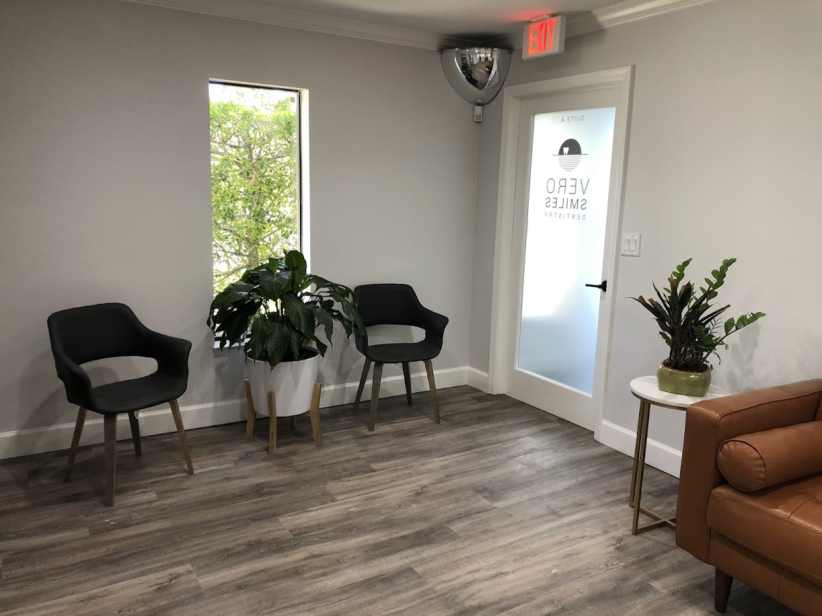 Vero Smiles Dentistry photo 1