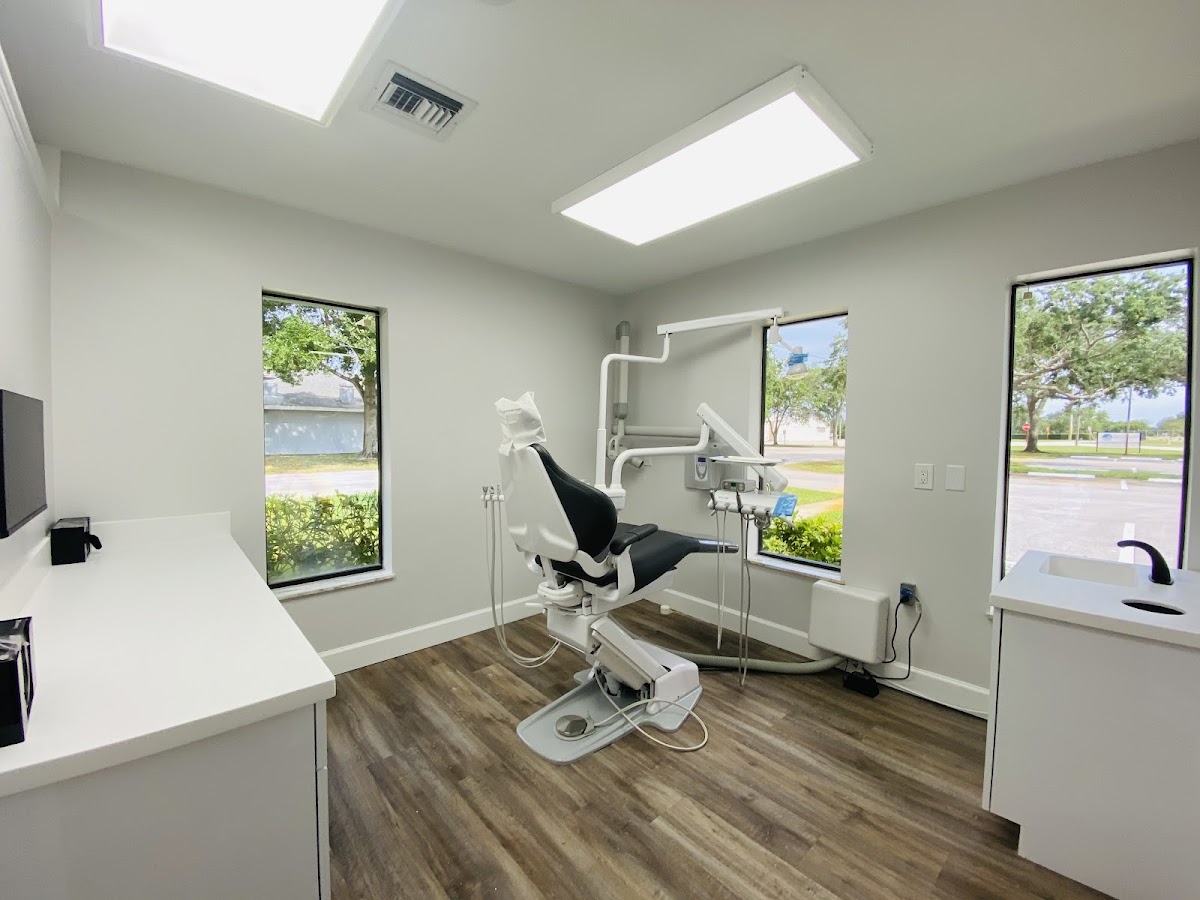 Vero Smiles Dentistry photo 4