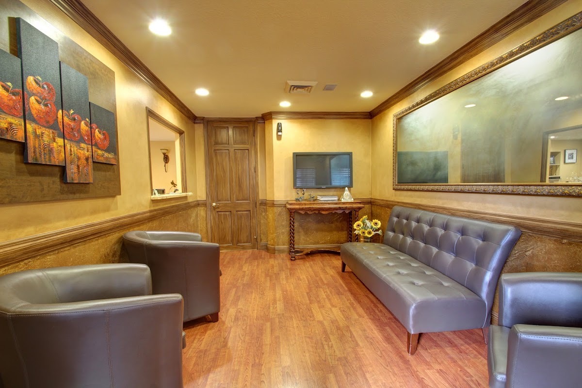 Implantation Dental Center photo 3