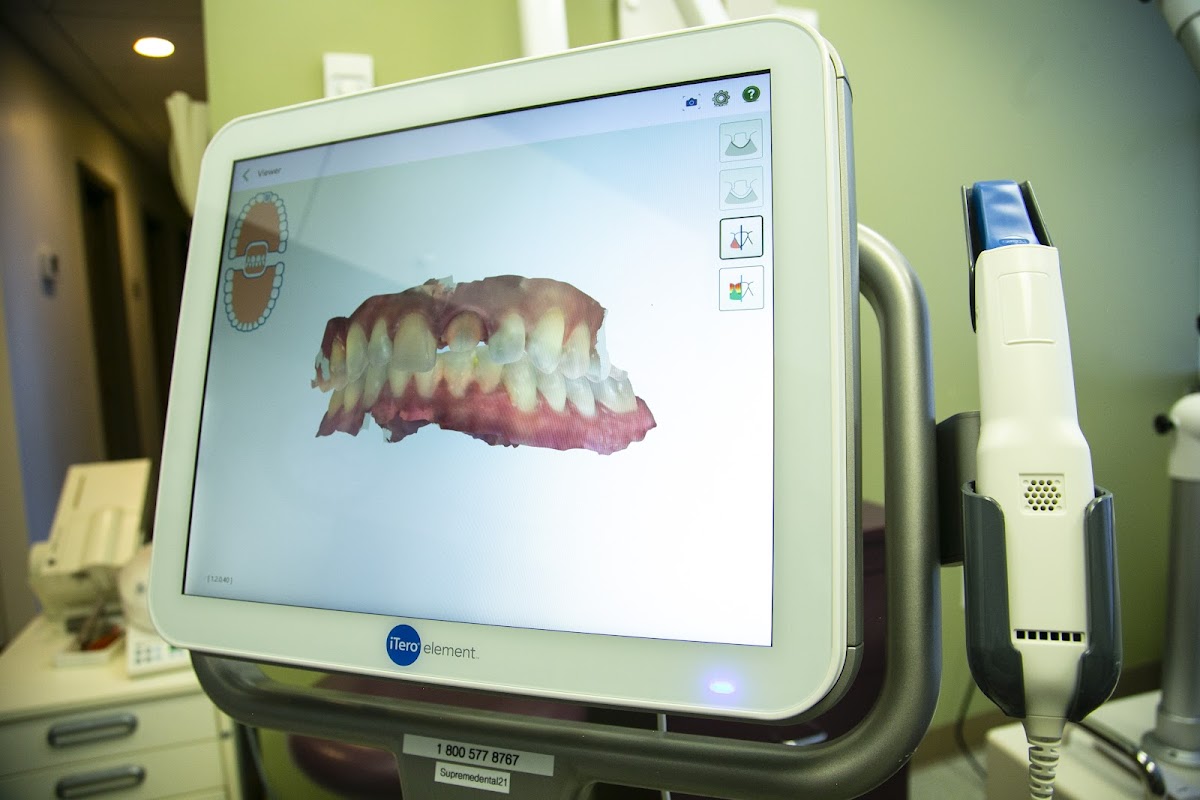 Dentist in Stamford Ct - Supreme Dentist Stamford - Dental Implant Specialist and Emergency Dentist photo 2