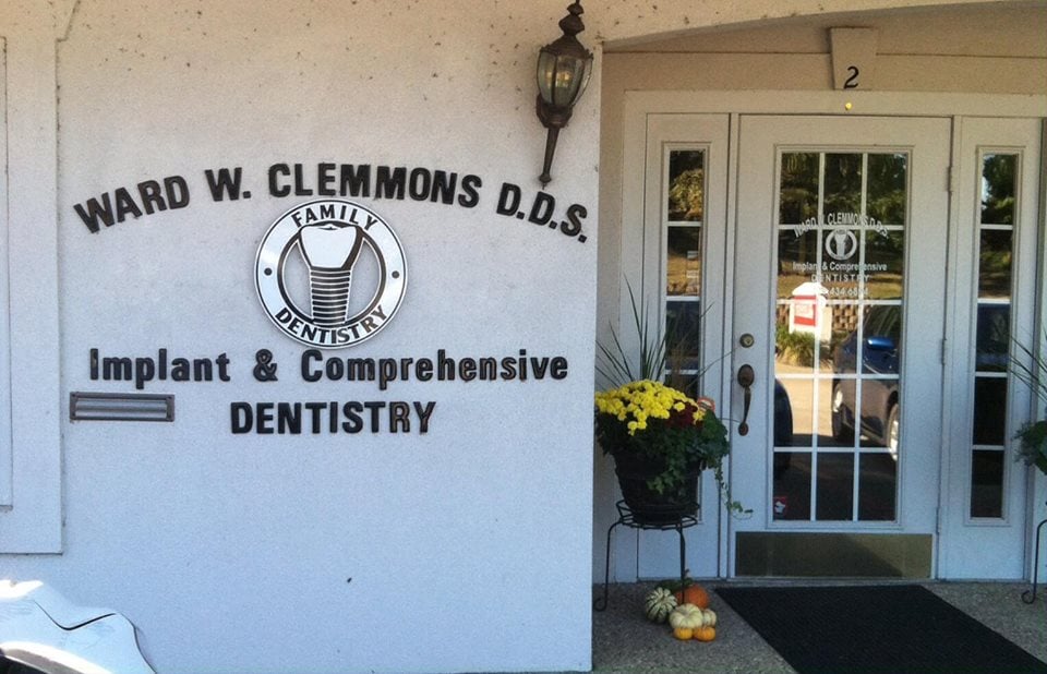 Dr. Ward W. Clemmons photo 6