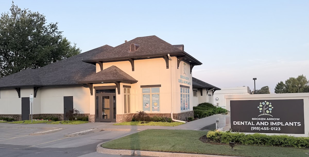 Broken Arrow Dental and Implants photo 1