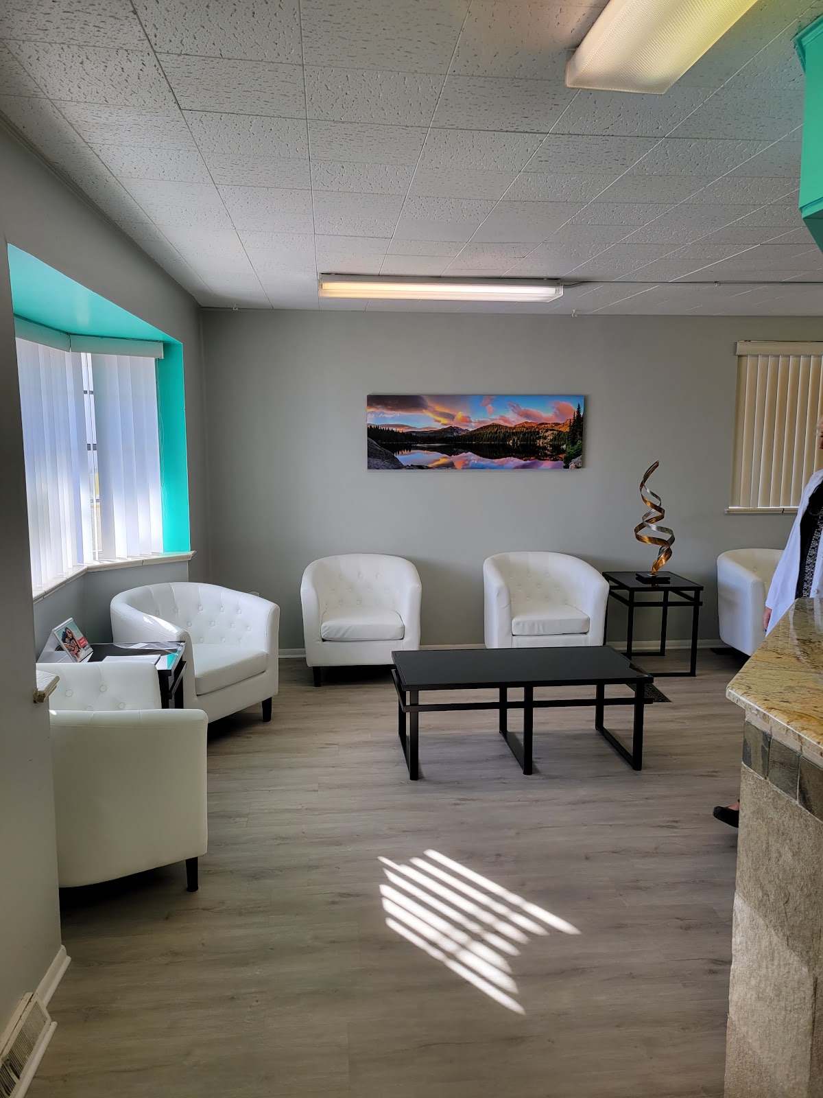 Ismile Dental and Implants photo 1