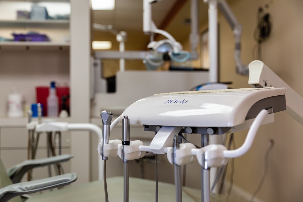 Ismile Dental and Implants photo 4