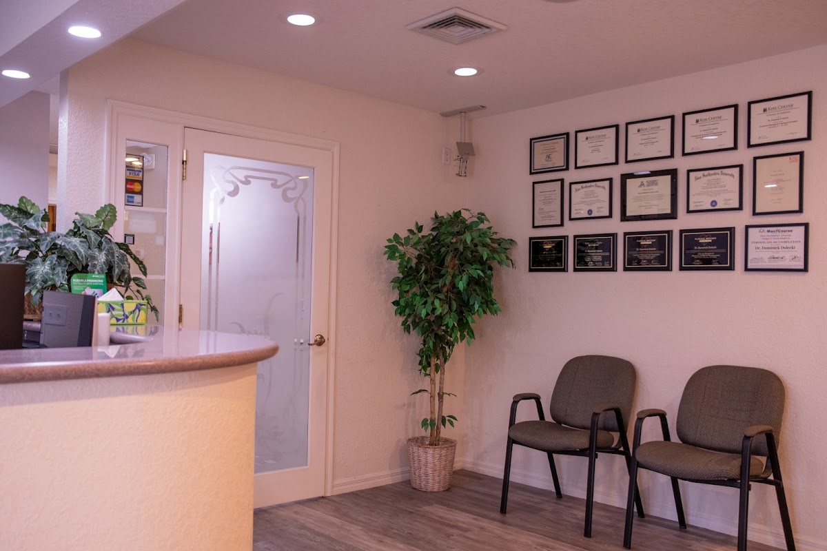 Dolecki Advanced Dentistry & Implants photo 3
