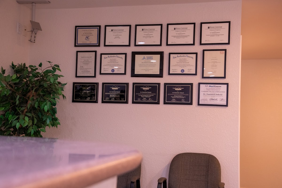 Dolecki Advanced Dentistry & Implants photo 6