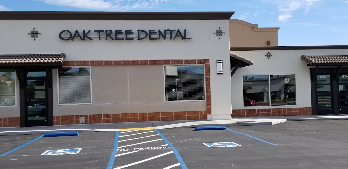 Oak Tree Dental photo 2