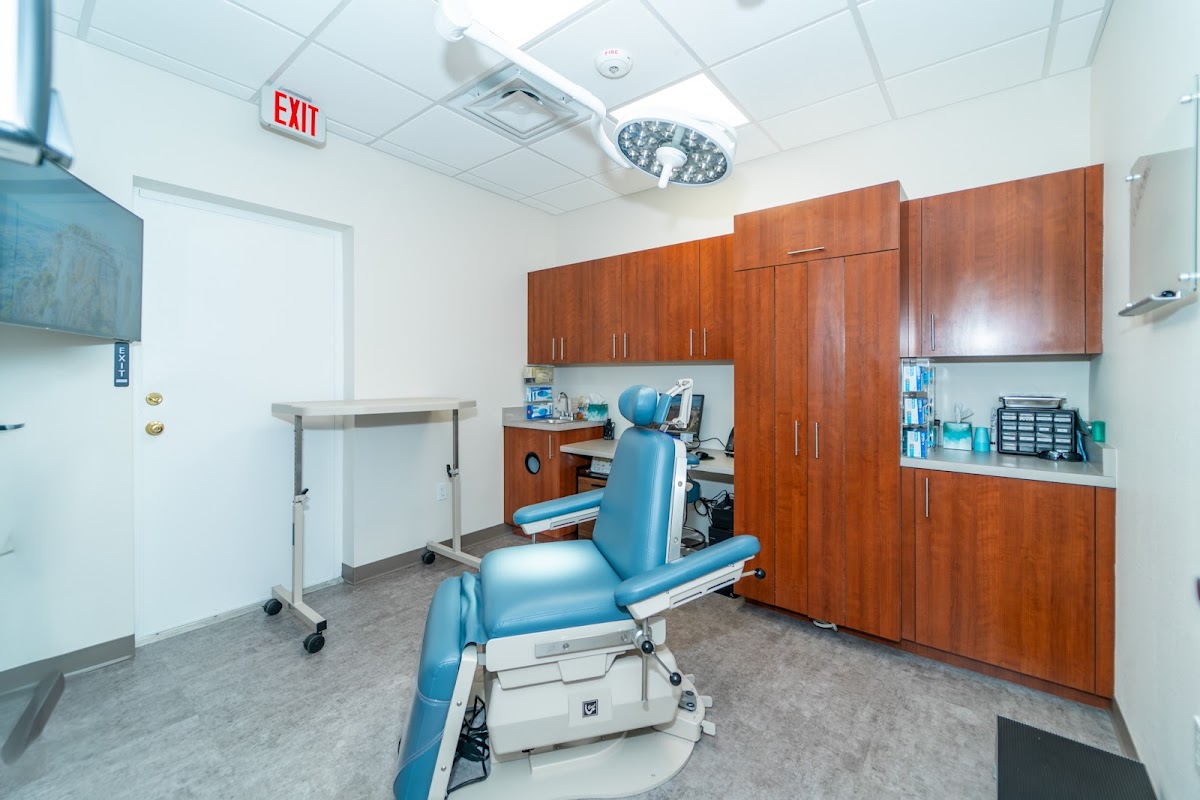 Sarasota Oral & Implant Surgery - Venice photo 2