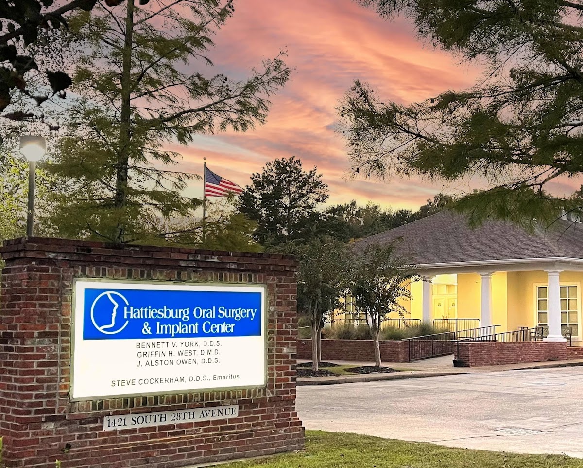 Hattiesburg Oral Surgery & Implant Center photo 3