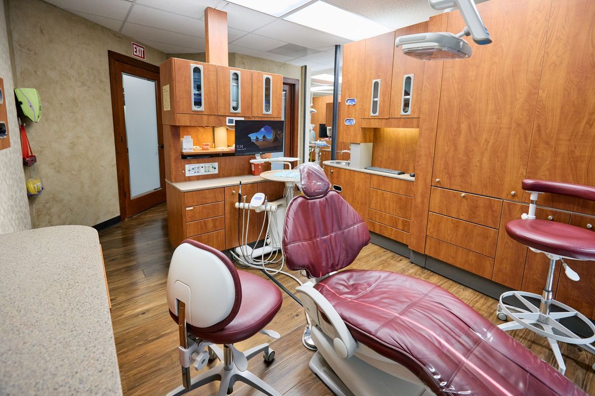 Yellow House Dental & Implant Center photo 2
