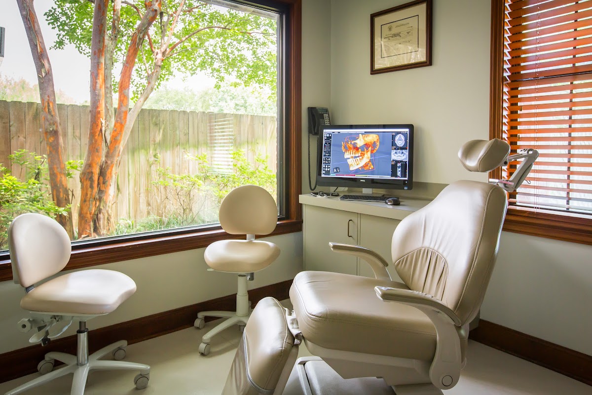 Richard Akin, DDS, MD photo 2