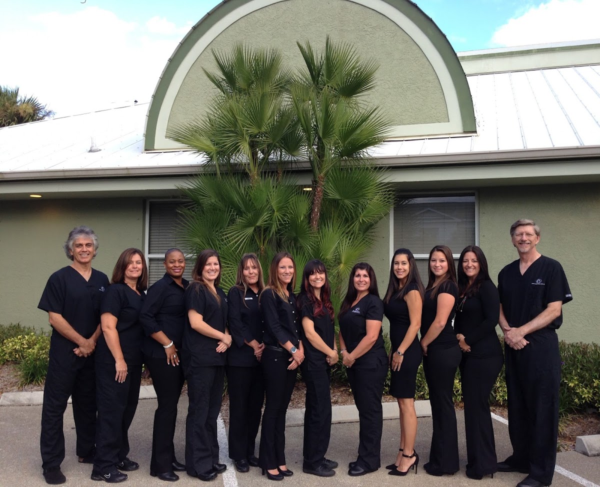 Lippisch, Engebretsen and Kuhns Oral Surgery and Dental Implants photo 2