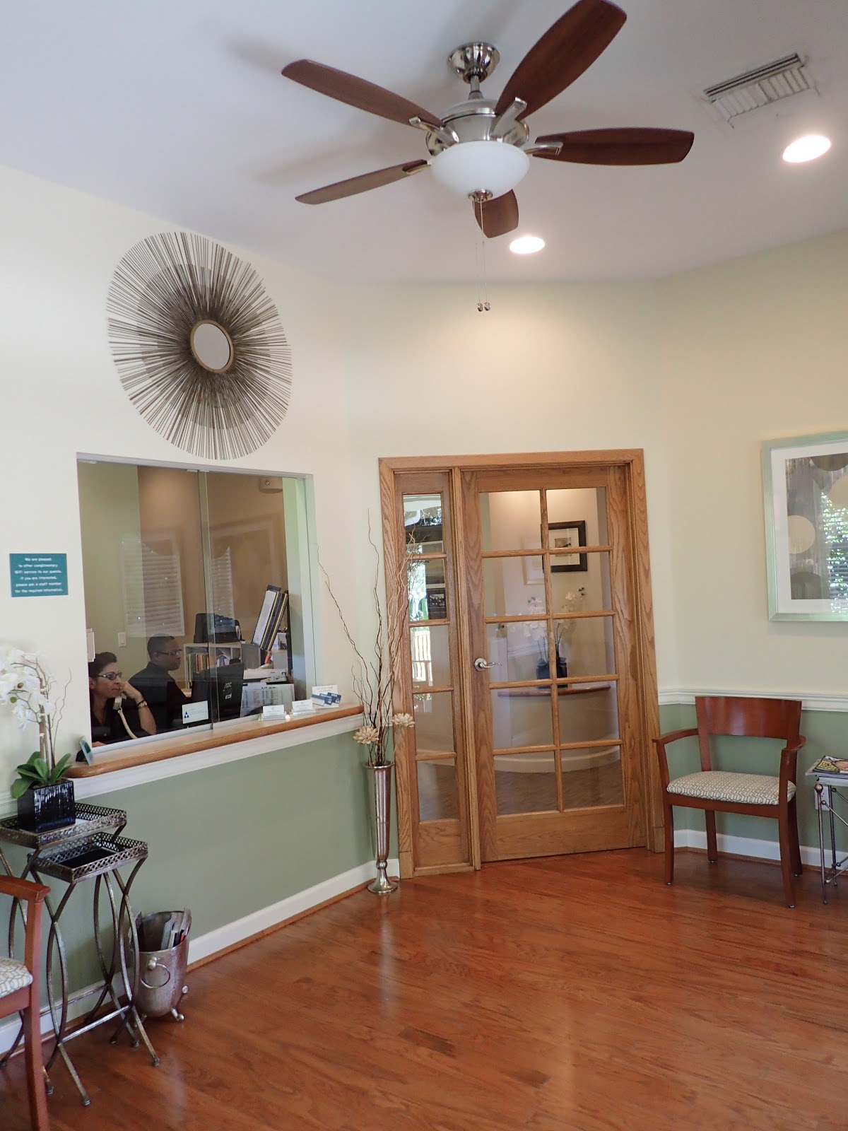 Lippisch, Engebretsen and Kuhns Oral Surgery and Dental Implants photo 4