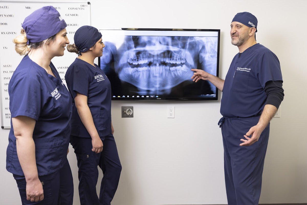 Beverly Hills Oral Maxillofacial Surgery & Dental Implants photo 3