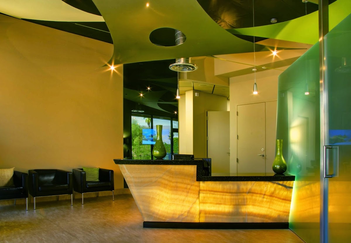 Desert Periodontics & Dental Implant Center-Klaus M. Yi, Dds, Dabp photo 2