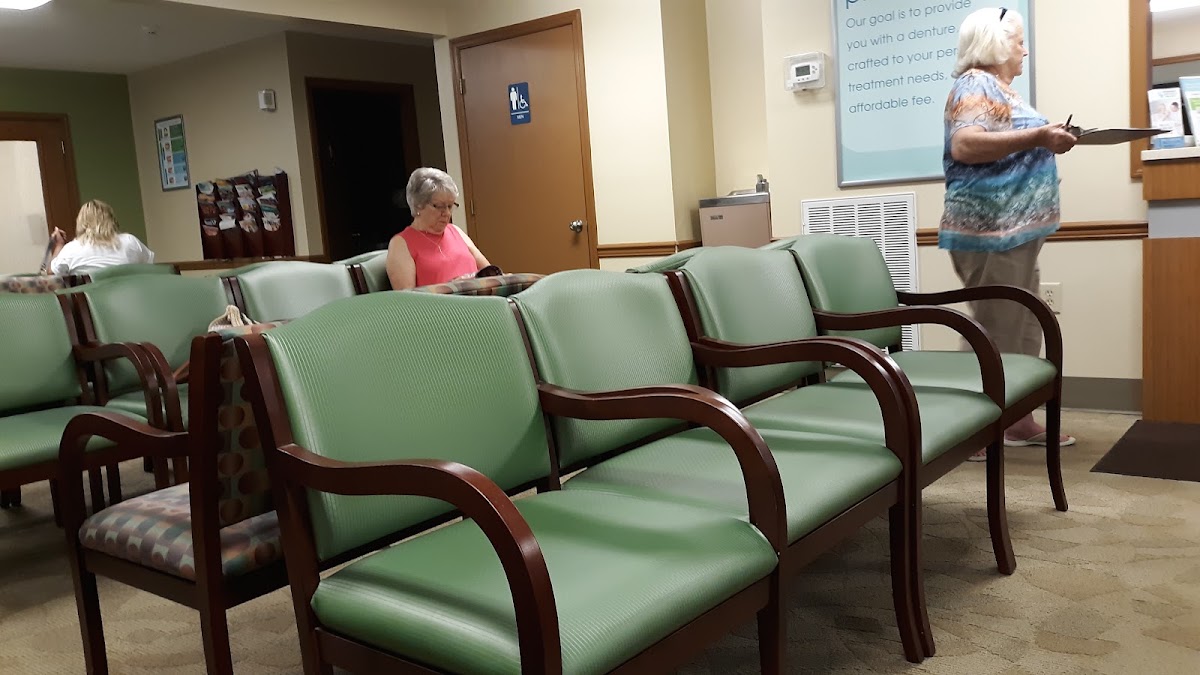 Affordable Dentures & Implants - Bluff City photo 2