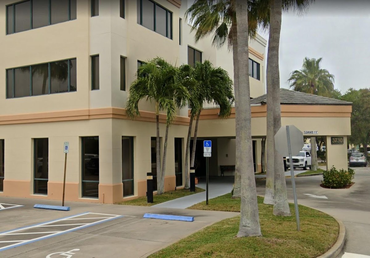 Vero Elite Dentistry photo 2