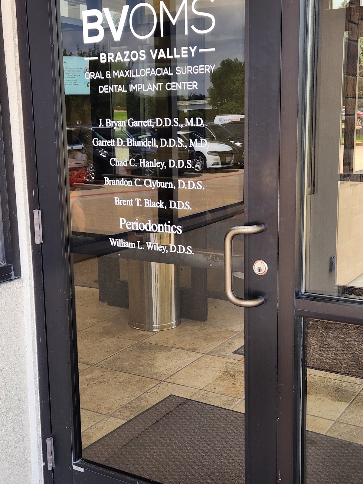 Brazos Valley Oral & Mxllfcl: Gray Charles M DDS photo 1