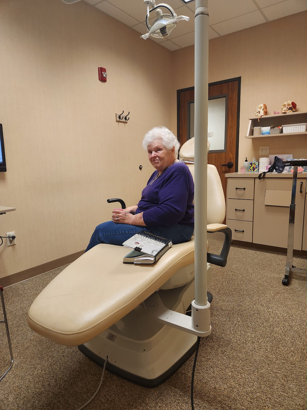 Brazos Valley Oral & Mxllfcl: Gray Charles M DDS photo 5