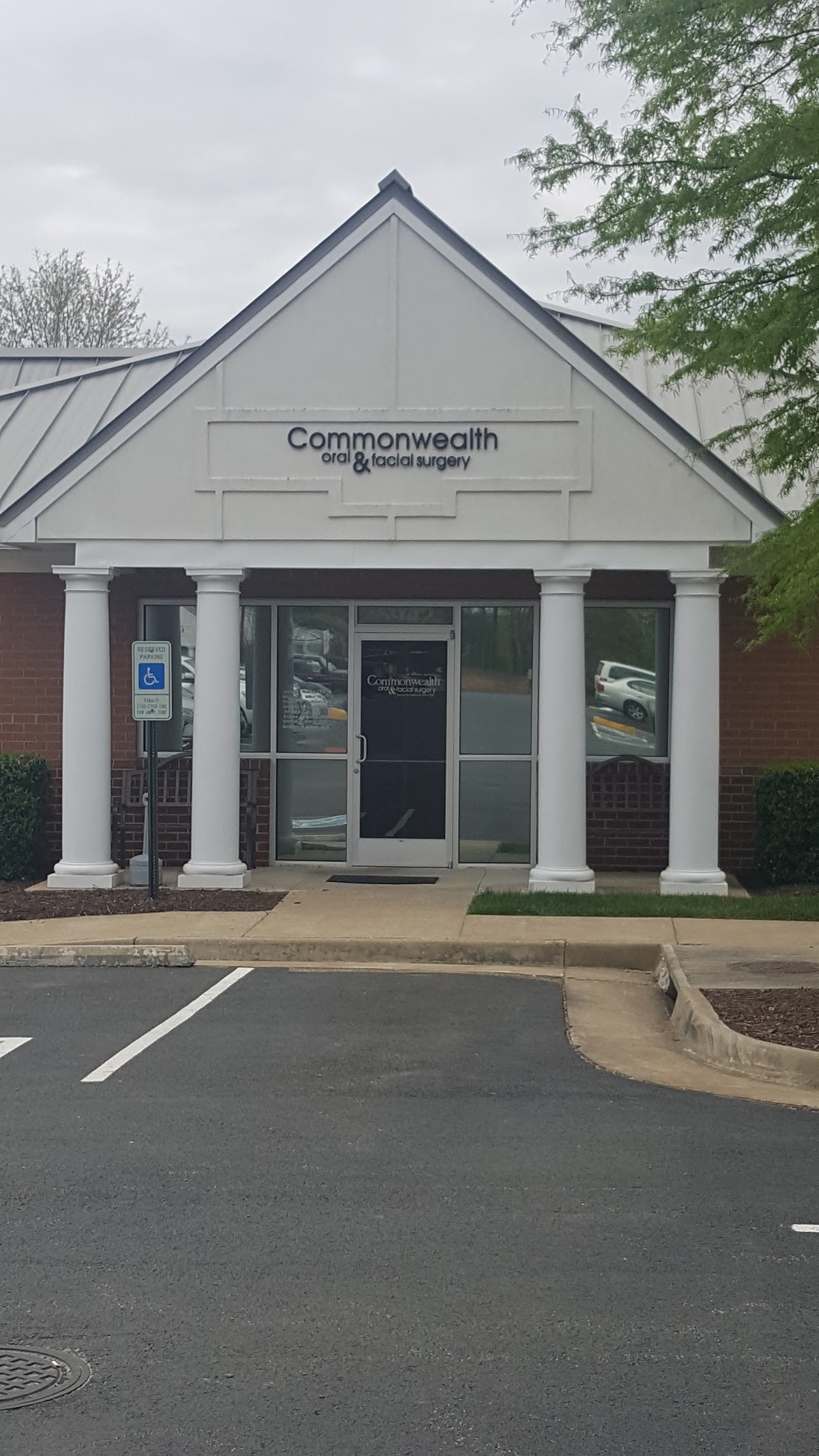 Commonwealth Oral & Facial Surgery Brandermill photo 6