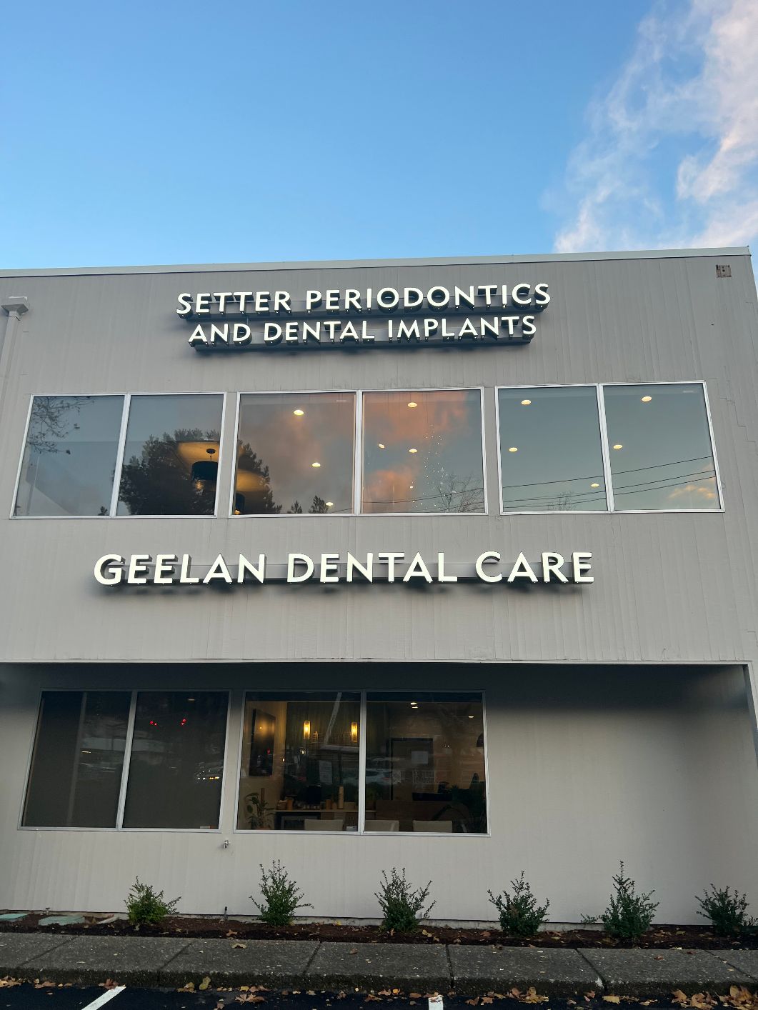 Setter Periodontics and Dental Implants photo 3