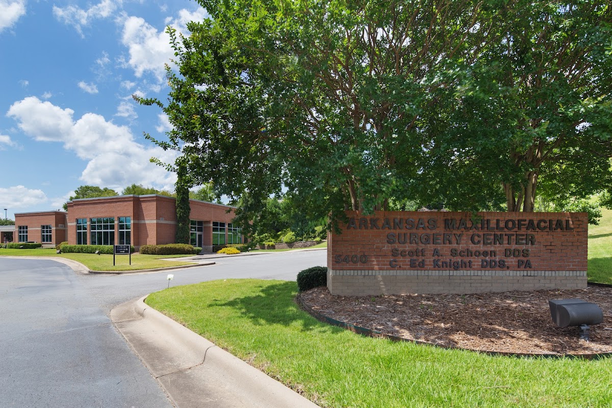 Arkansas Maxillofacial Surgery Center - Oral Surgeon in Little Rock photo 1