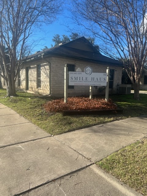 Smile Haus On The Square - Modern Family Dentistry & Orthodontics photo 3